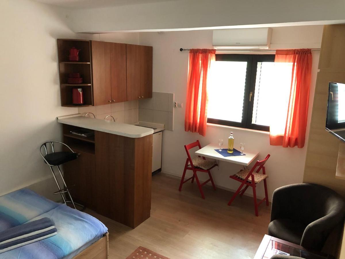 Apartament Centar 1 Private With Ensuite And Kitchenette *